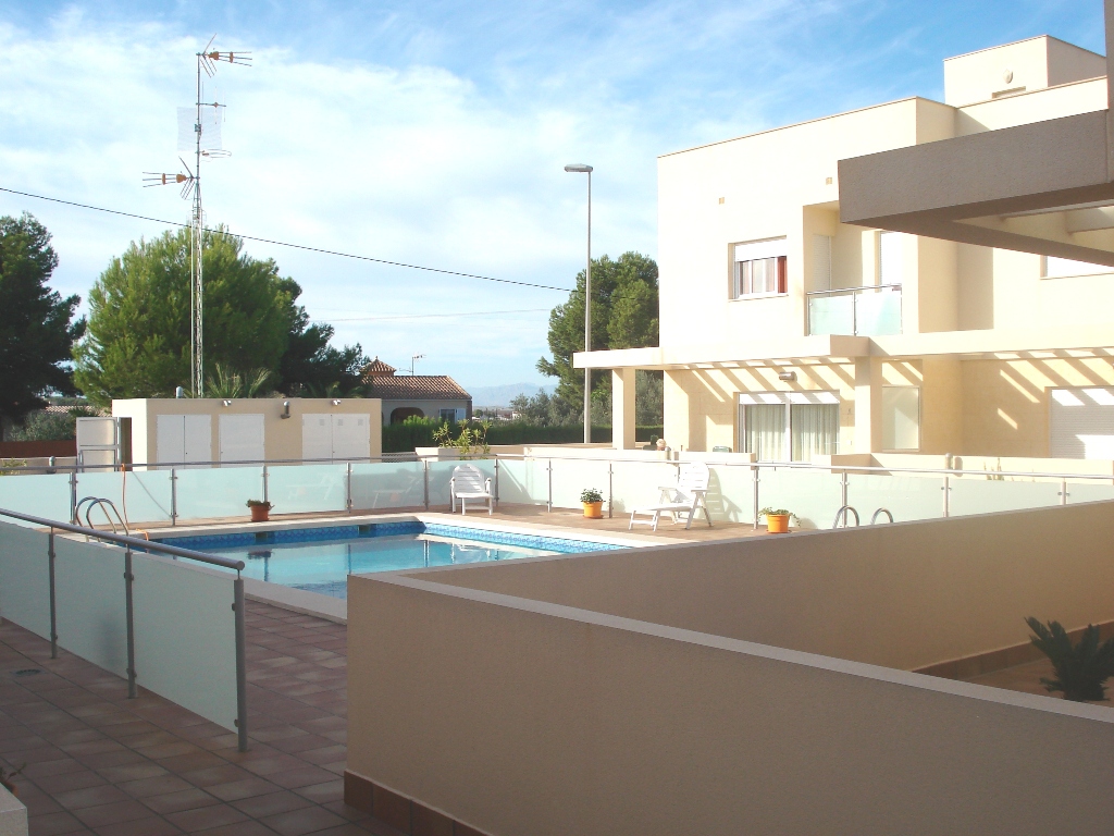 Stylish and spacious townhouse, Los Montesinos