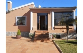 RS372, Detached villa with garage on enormous plot, Torrevieja